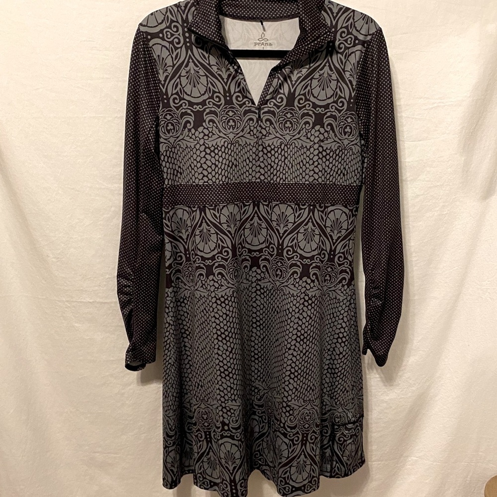 Prana quarter zip long sleeve pattern dress